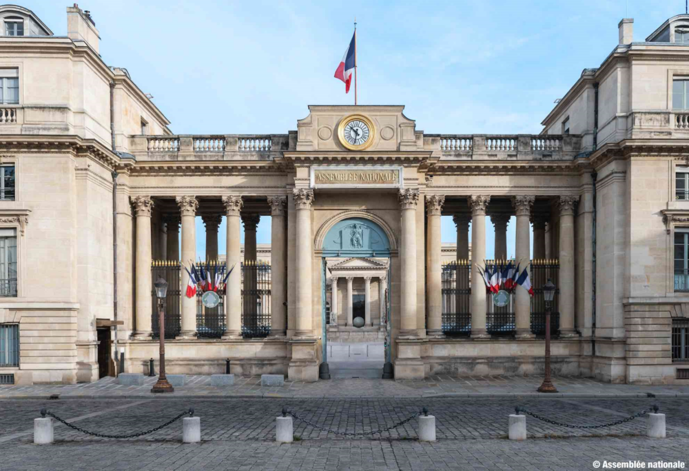 Reims La Marne Viticole Moins d’agriculteurs à l’Assemblée nationale Les Français se sont massivement rendus aux urnes pour le second des élections législatives. Pas moins de 501 sièges étaient encore à pourvoir le 7 juillet, après la validation de 76 députés dès le premier tour le 30 juin. Parmi eux, quelques agriculteurs et figures du monde agricole. 