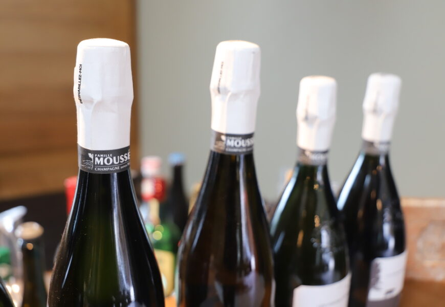Champagne : la coiffe n’est plus obligatoire