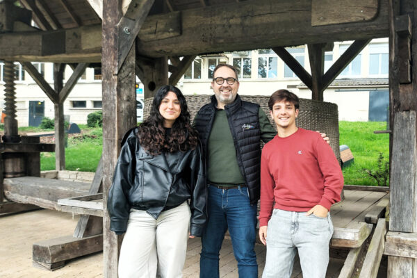 Avize : étudiants globe-trotters